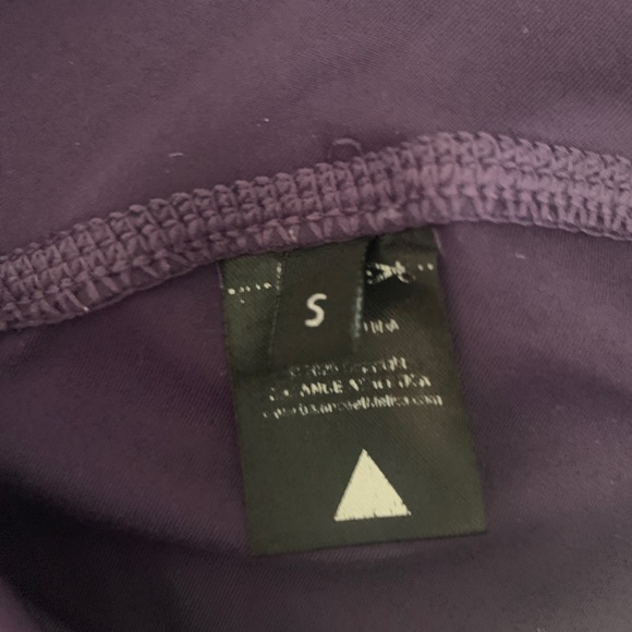 Balance Athletica Ascend Legging in Violet - Picture 3 of 5